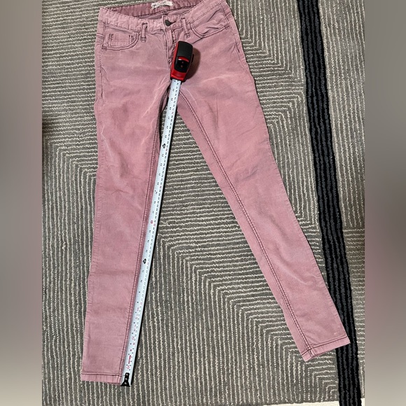 FREE PEOPLE mauve corduroy jeans - Picture 5 of 7